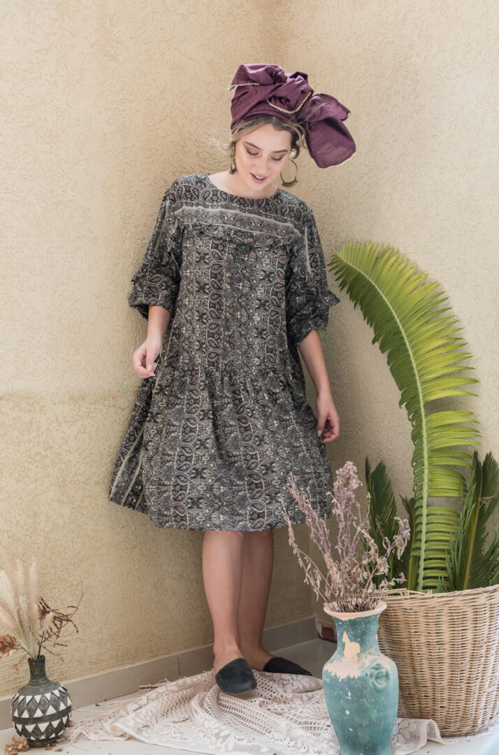 Paisley frill lee dress
