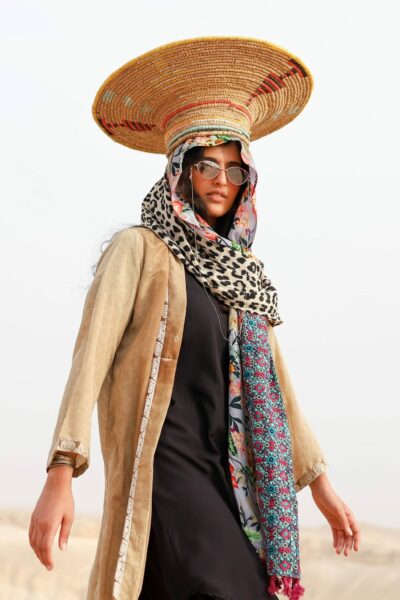 RONI flower-spotted scarf