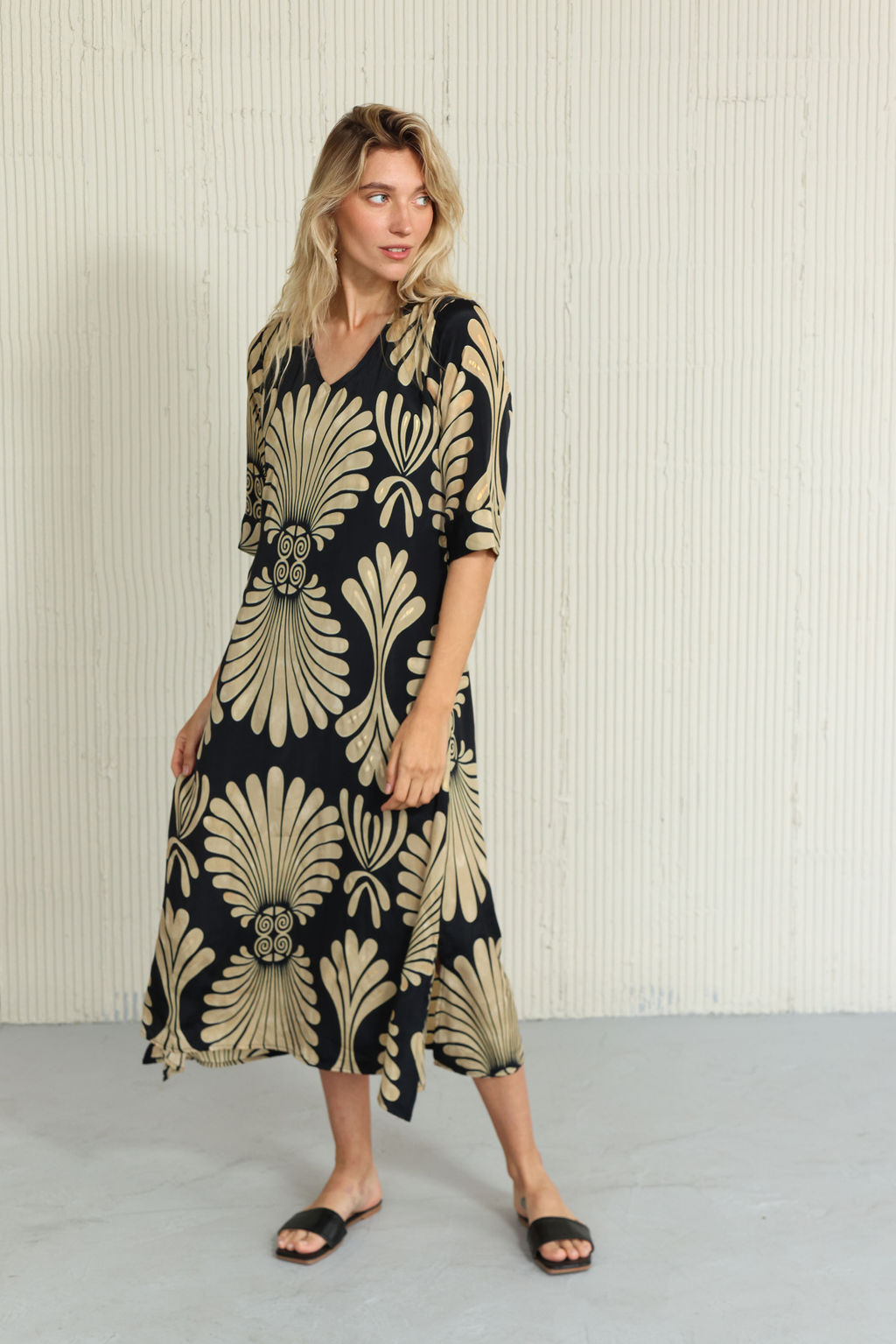 שמלת HOD – תמונה 2