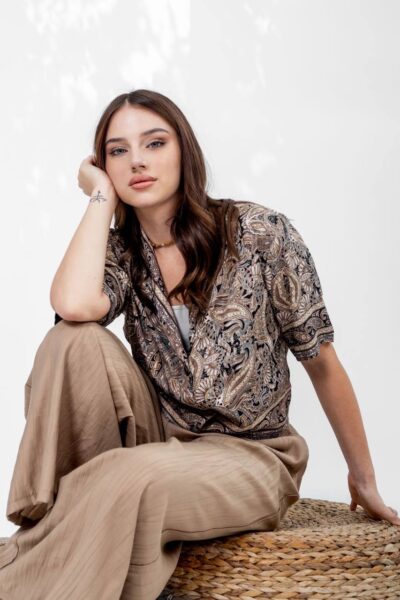 חולצת Vintage Charm